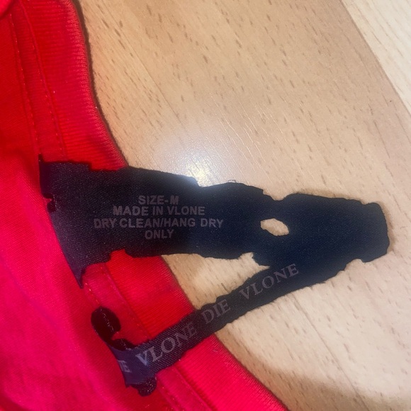 Friends- VLONE t shirt - Picture 3 of 3